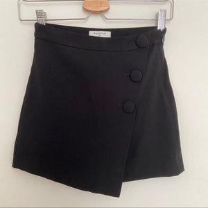 Aritzia babaton Skort black
